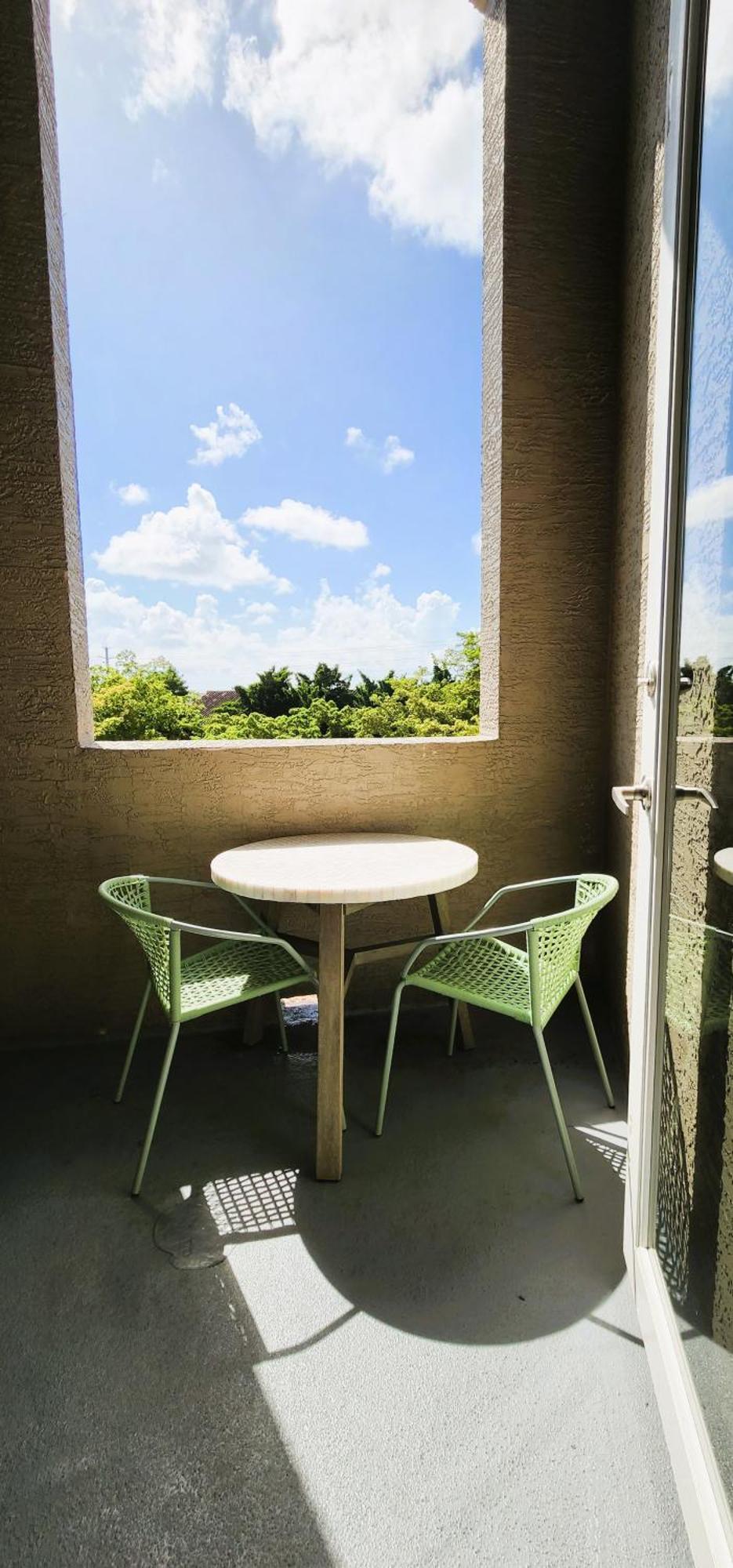 Dharma Home Suites South Miami At Red Road Commons エクステリア 写真