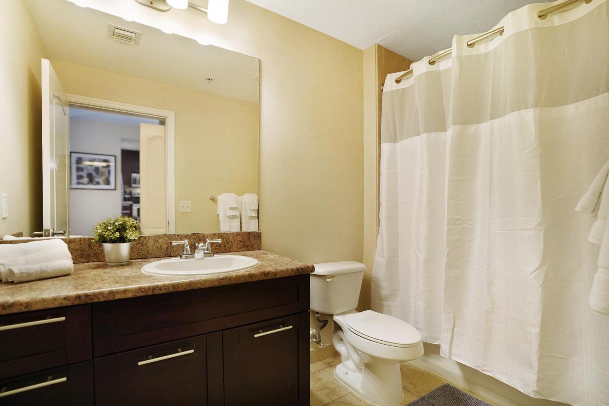 Dharma Home Suites South Miami At Red Road Commons エクステリア 写真