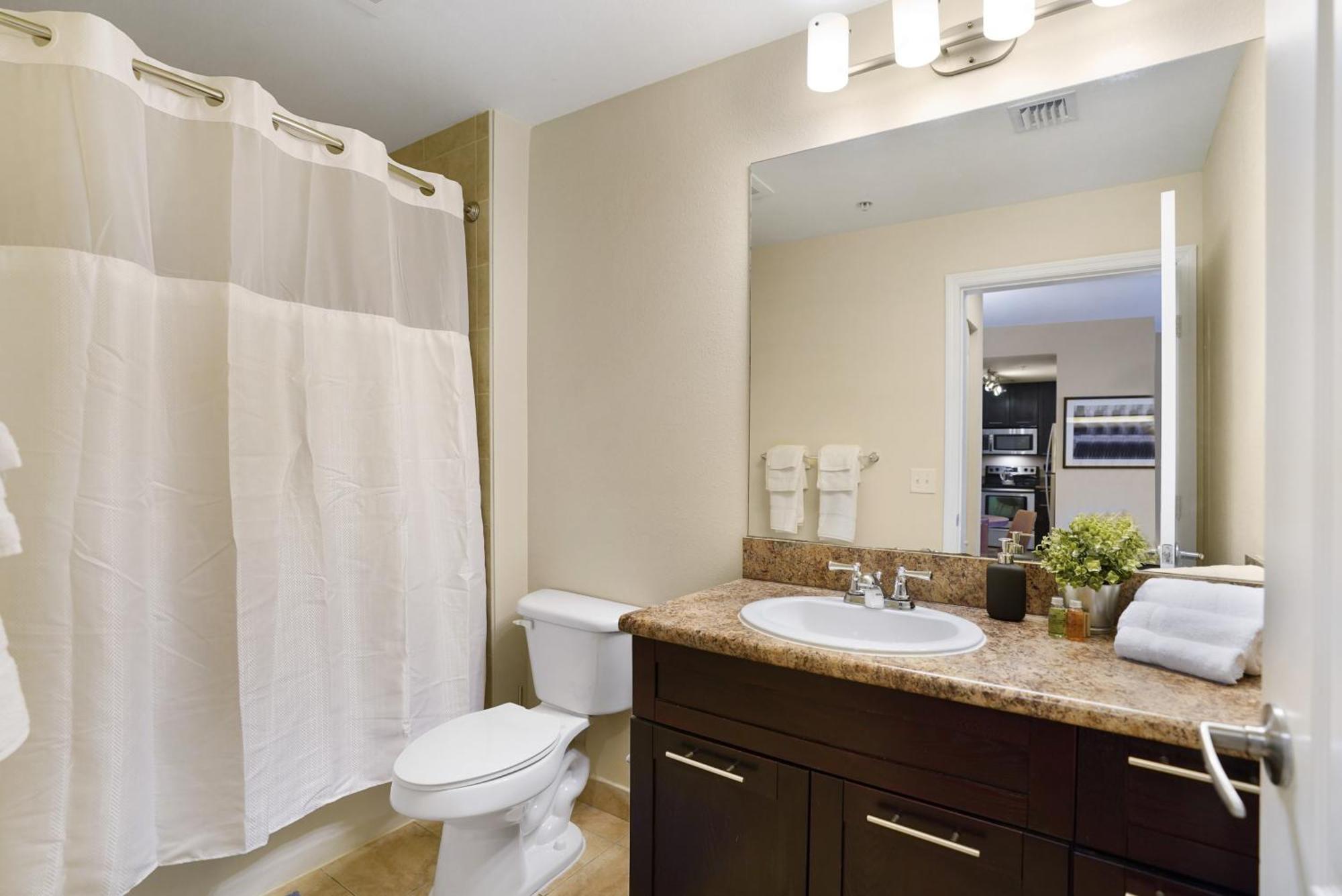 Dharma Home Suites South Miami At Red Road Commons エクステリア 写真