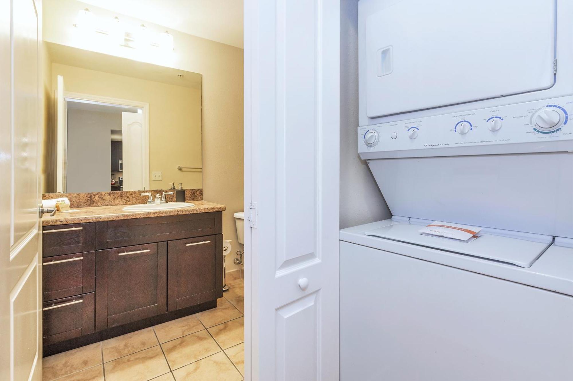 Dharma Home Suites South Miami At Red Road Commons エクステリア 写真
